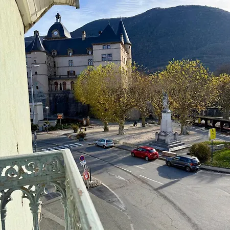Face Au Chateau *