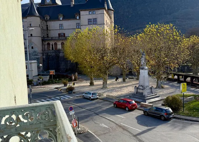 Face Au Chateau *